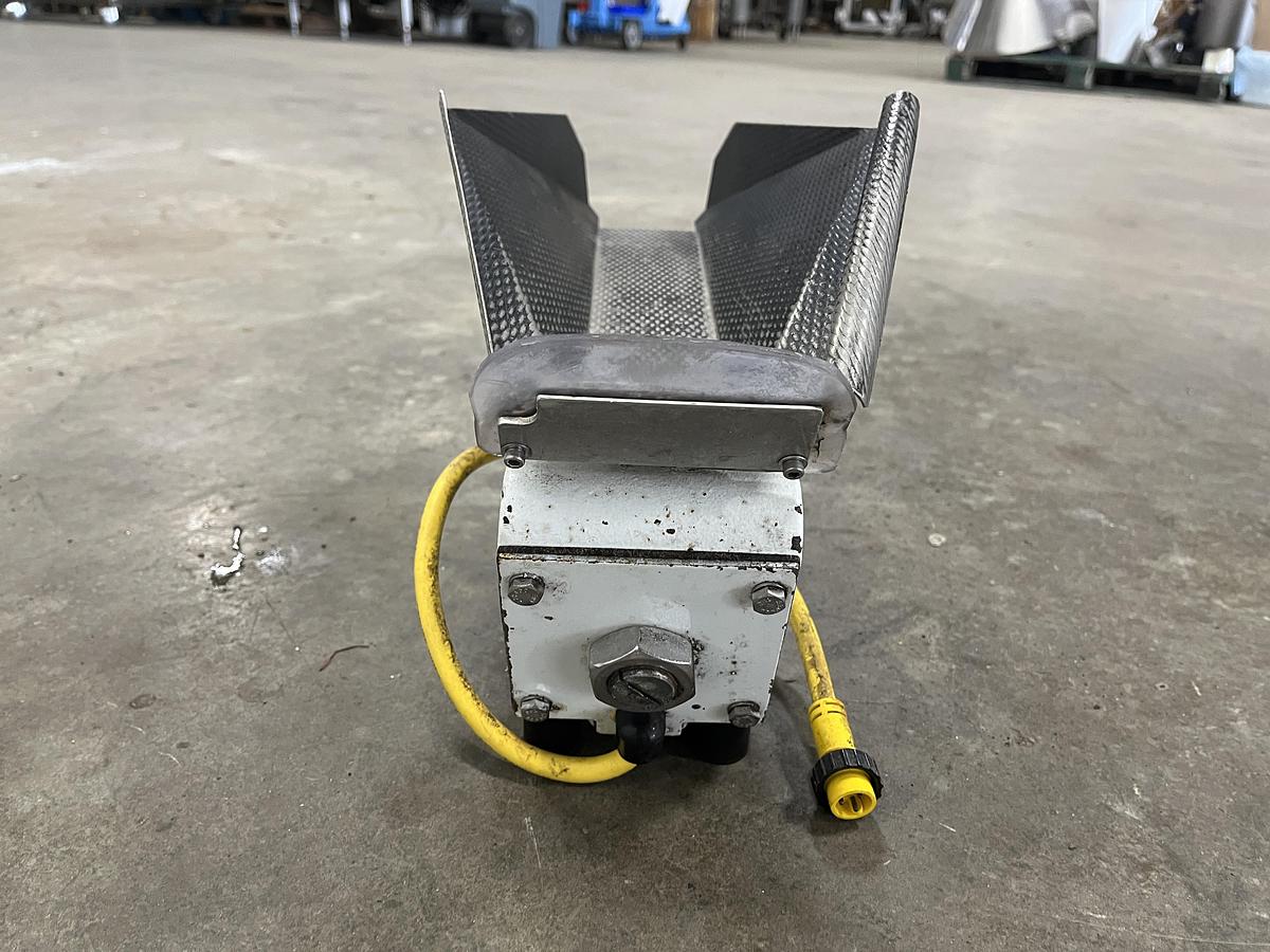 Used Eriez KHS-5 Electromagnetic Vibratory Feeder Drive