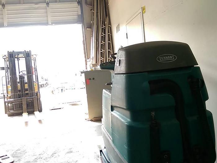 Used Tennant T7 Rider Floor Scrubber
