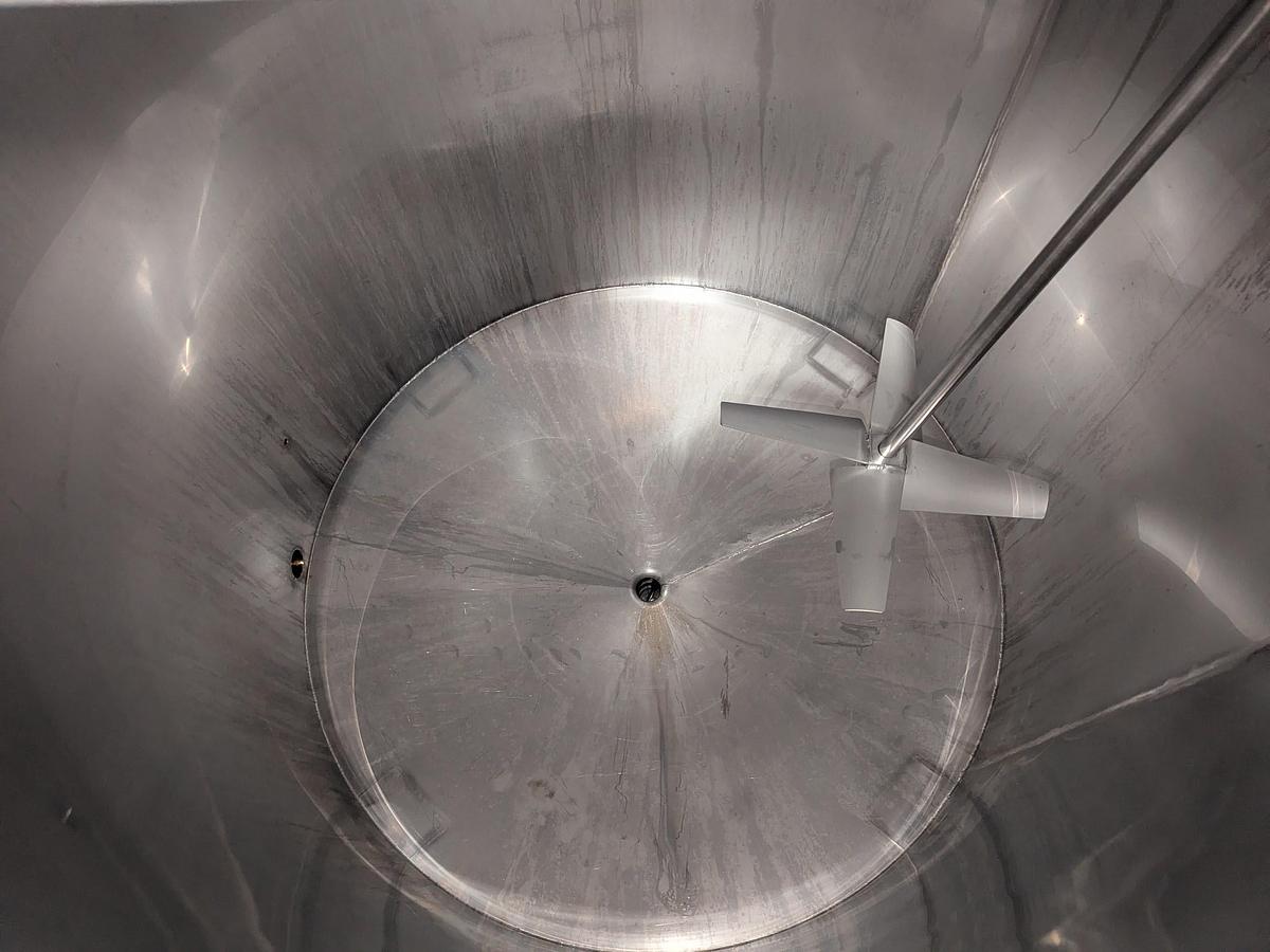 Used 1,500L Mixing Tank