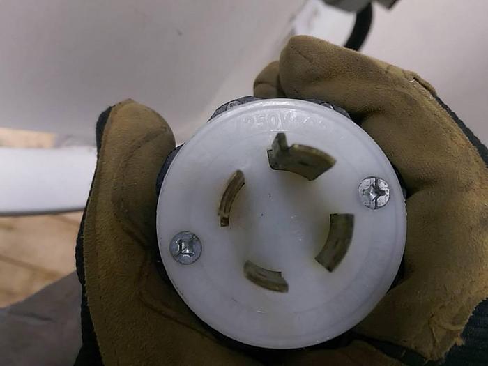 Used 22" VIBRATORY SCREENER