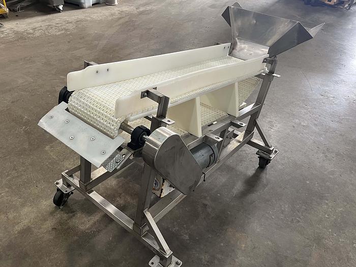Used Safeline 4'L Incline Infeed Conveyor