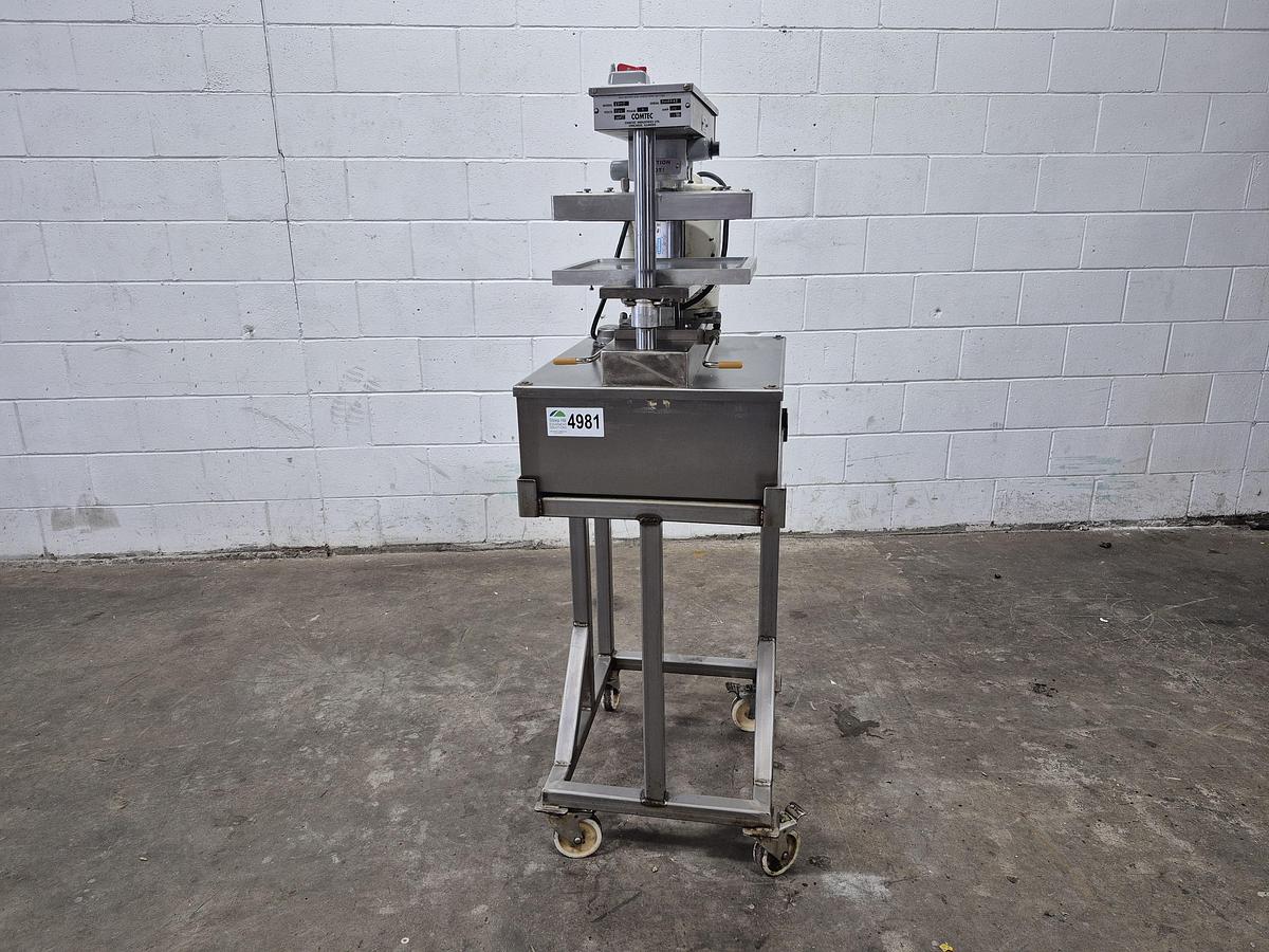 Used Comtec 2200 Pie Press