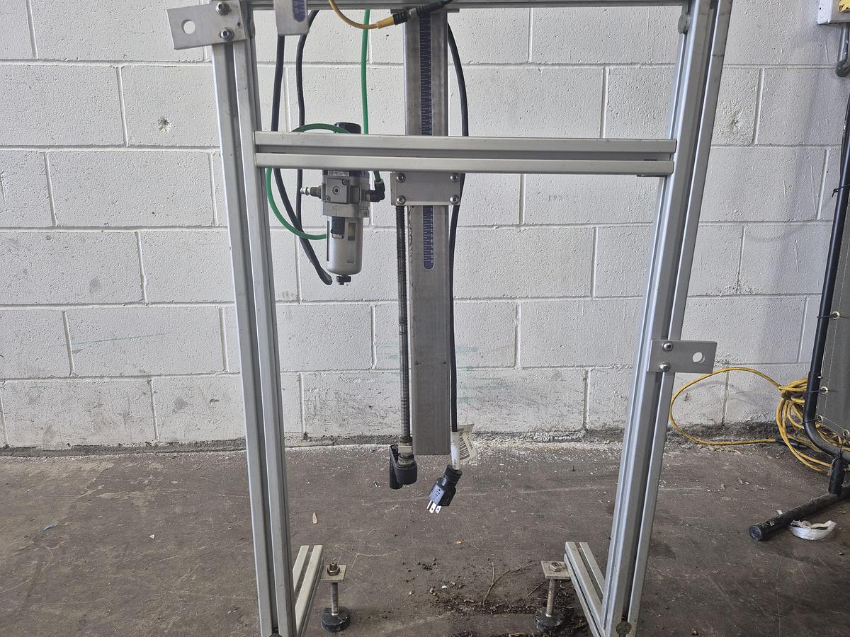 Used Marburg M-6-GT2 Neckband Applicator