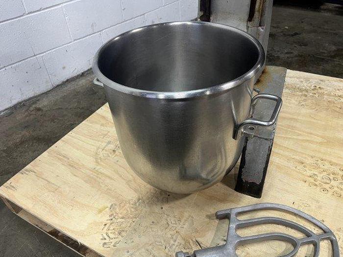 Used Hobart D-300T 30 Qt Mixer