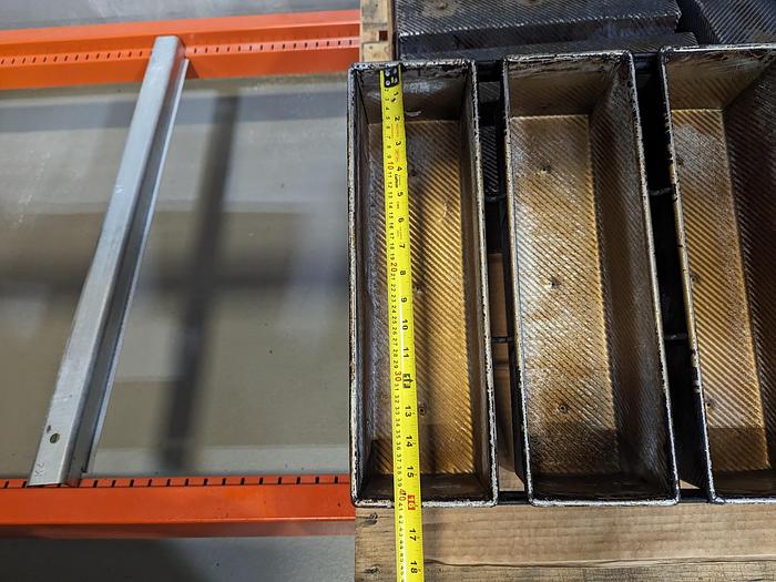 Used 3-Strap Bread Loaf Pans