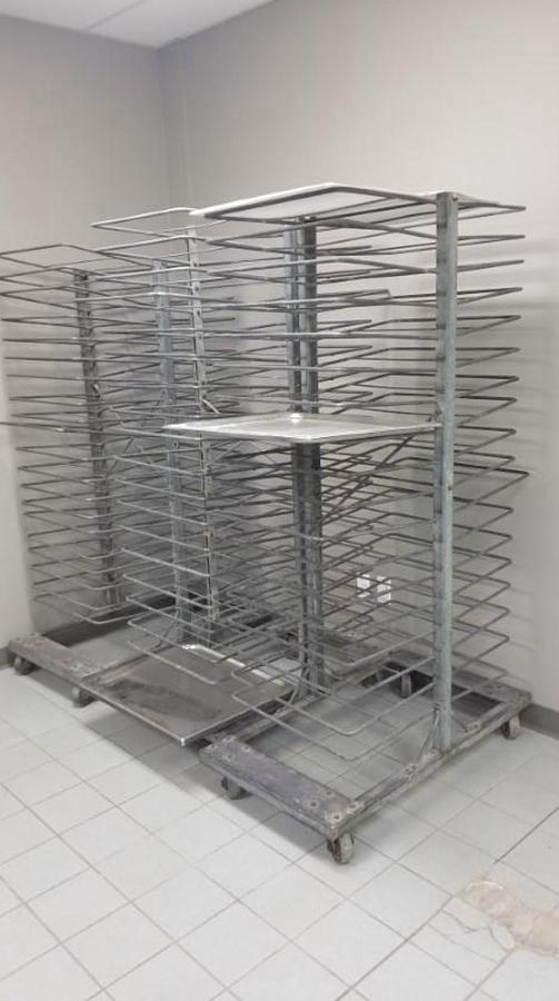 Used Baking Sheet Racking (Includes Baking Sheets)