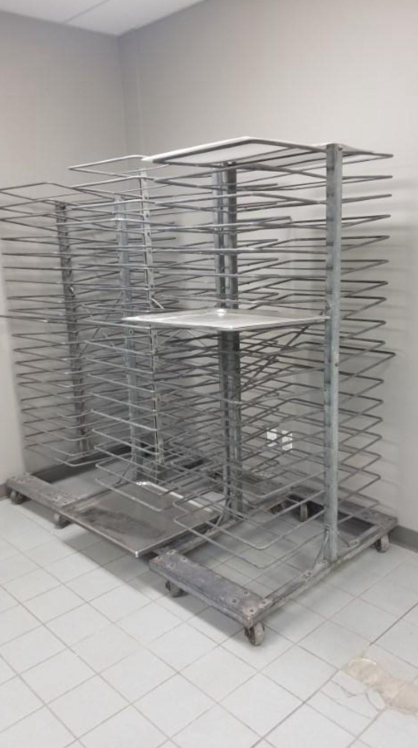 Used Baking Sheet Racking (Includes Baking Sheets) 