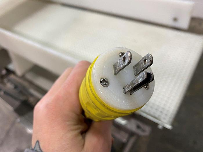 Used Loma IQ² 'The Max!' Metal Detector