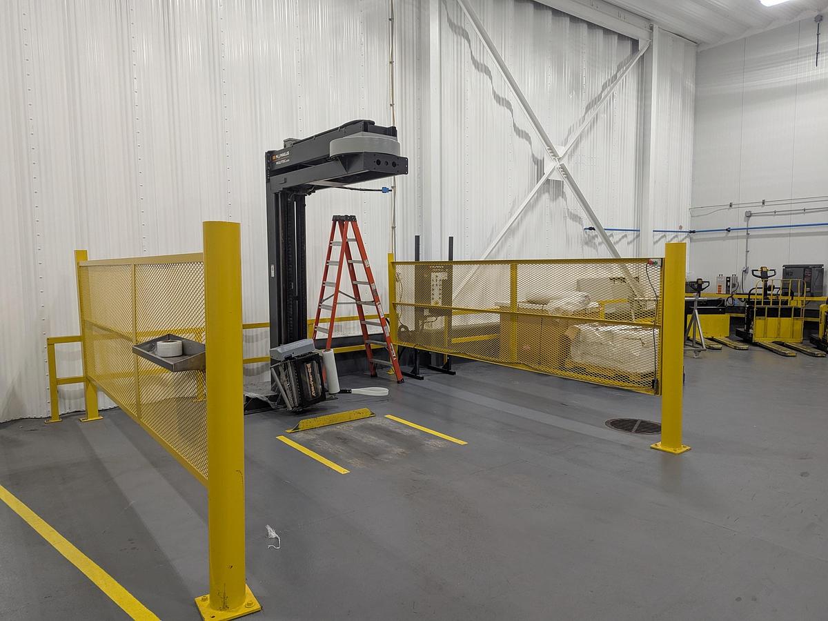 Used Wulftec Semi-Automatic Rotary Arm Stretch Wrapper