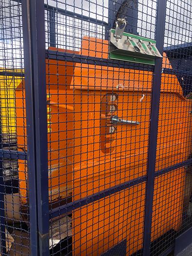 Used Dieterle Mucki® Tote Dumper