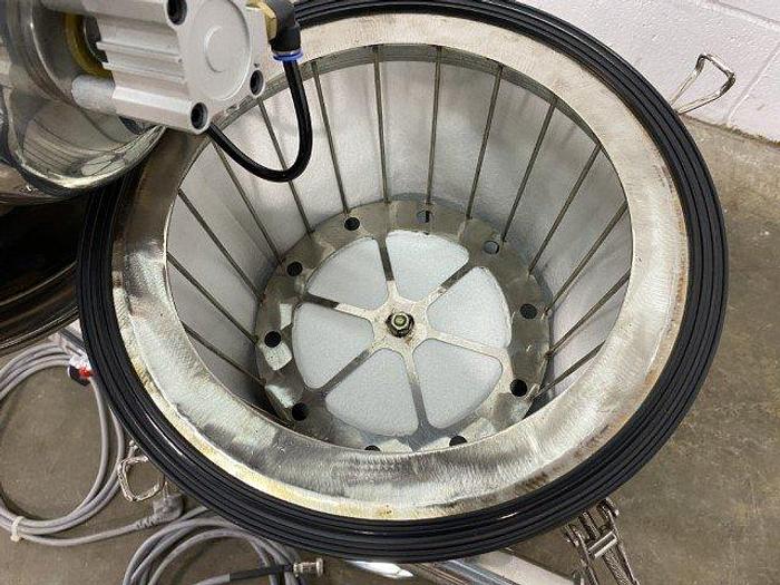 Used Daehan DWVE-300 Vacuum Conveyors