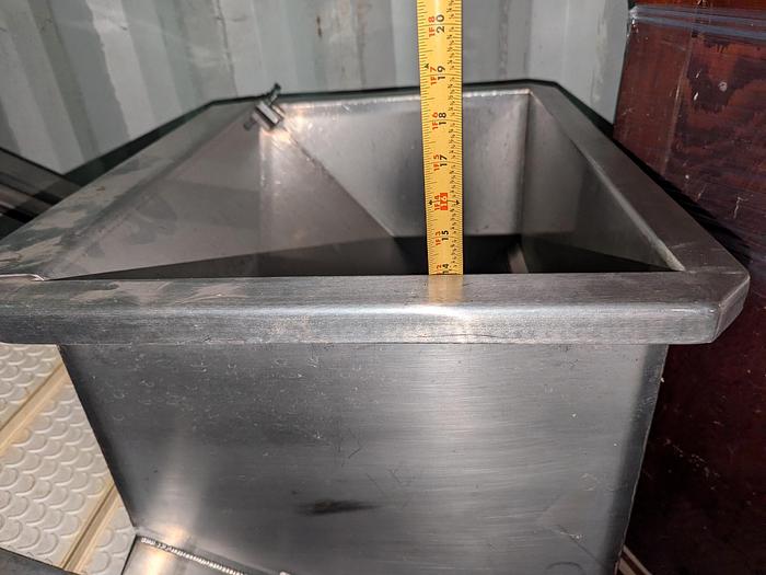 Used Actionpac Berry Filling Line