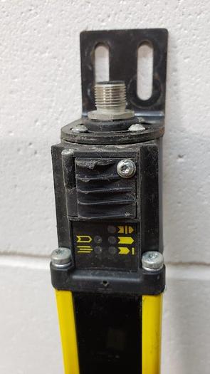 Used Rockwell 440L Guardshield™ Standard 64 Beam Safety Light Curtain