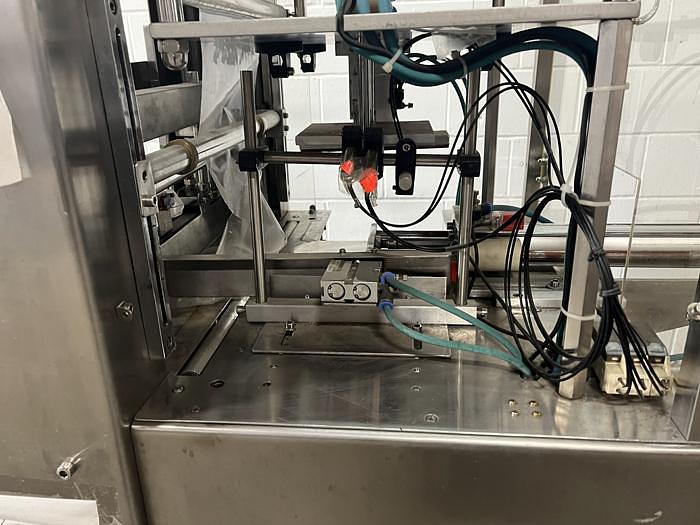 Used Automatic Heat and Shrink Packing Machine