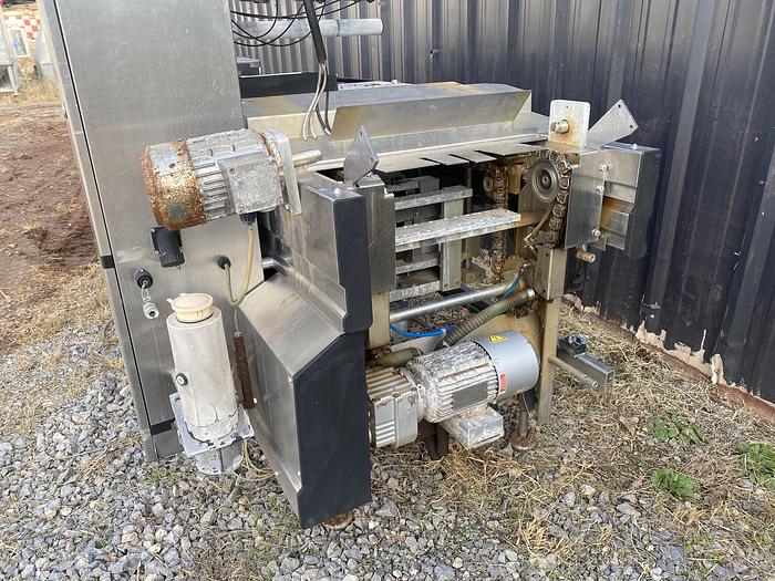 Used Multivac R140 Thermoformer