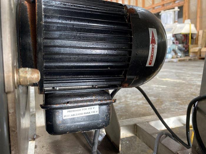 Used Vibratory Feed Hopper