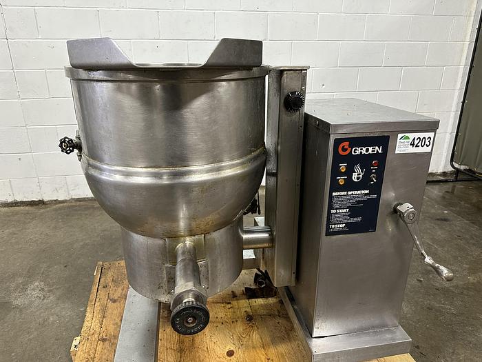 Used Groen DHT/20 Steam Jacketed Tilt Kettle