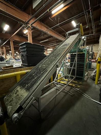 Used Incline Conveyor Belt with Shredder