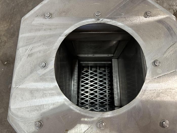 Used EZ Clean Magnet Trap