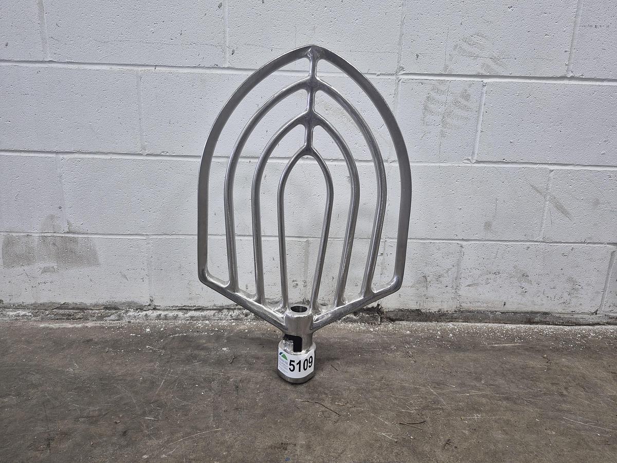Used Hobart V1403 140 Quart Flat Beater