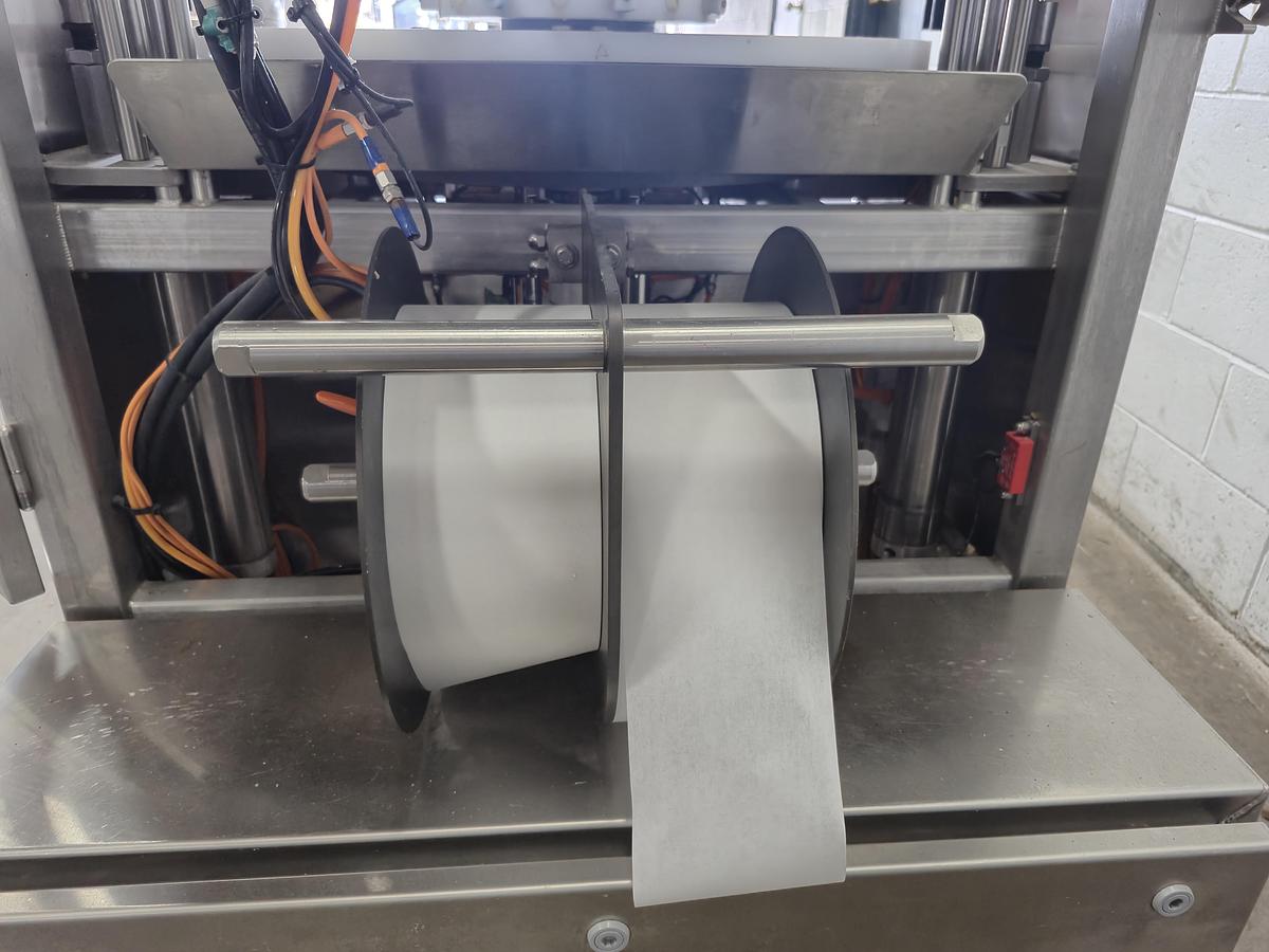 Used FoodTools CS-2100RFi Automatic Round Cake Slicer
