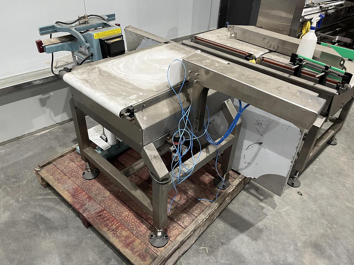 Used Ram Reject Conveyor