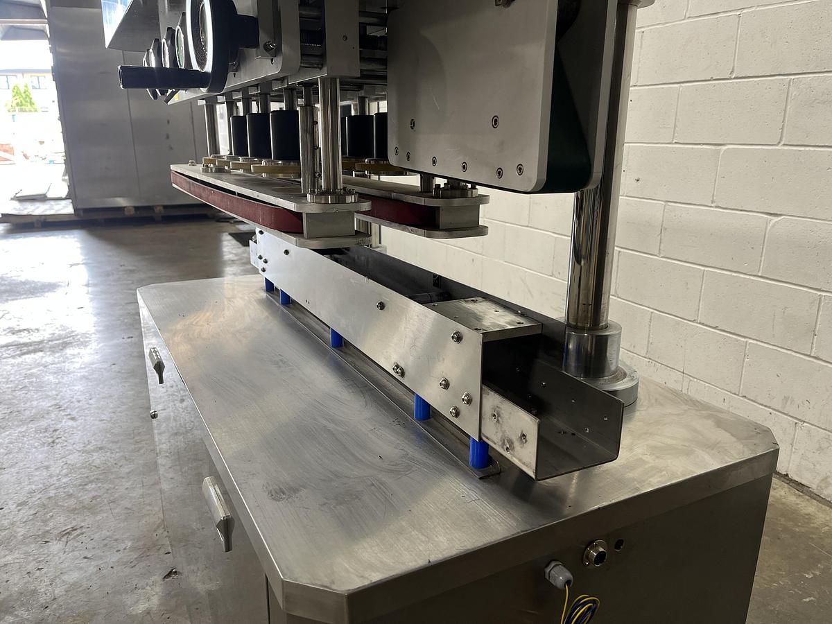 Used Pharmasystec Bottle Capper