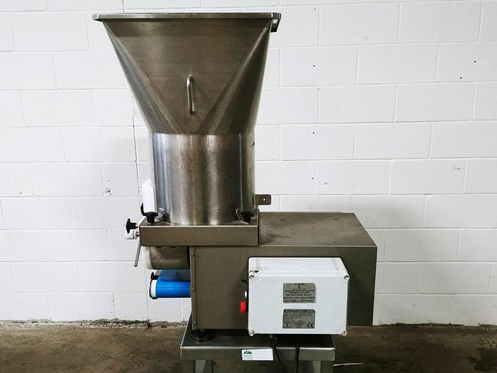 Used Deighton Formatic R2200 Food Former