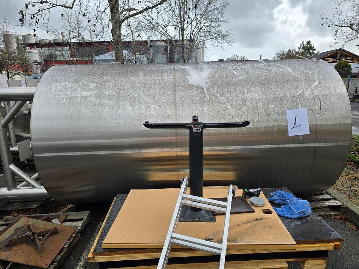 Used Mueller Single Shell Insulated Tank