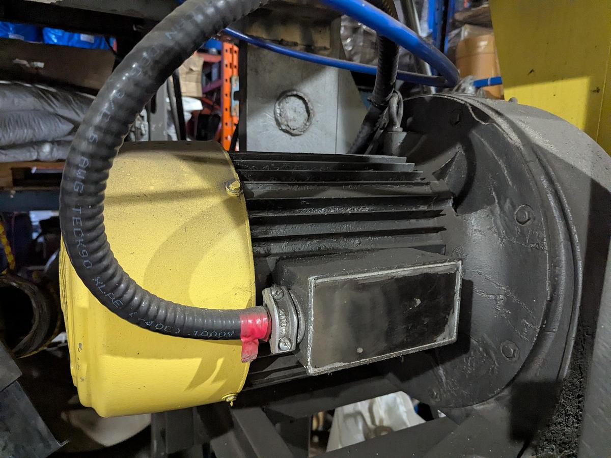 Used Jacketed Ribbon Blender with Chantland Filling System
