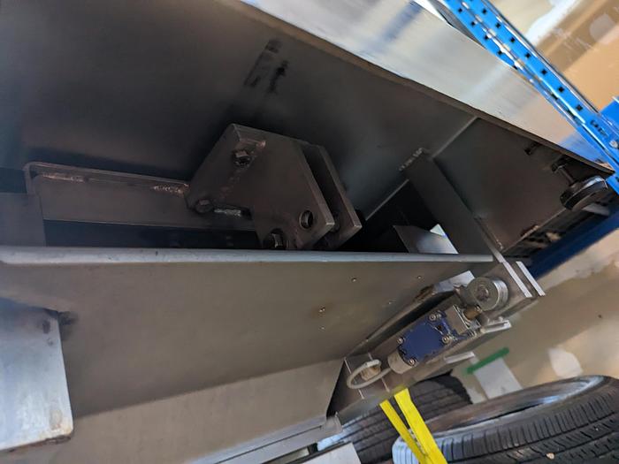 Used Magurit Pneumatic Frozen Block Cutter