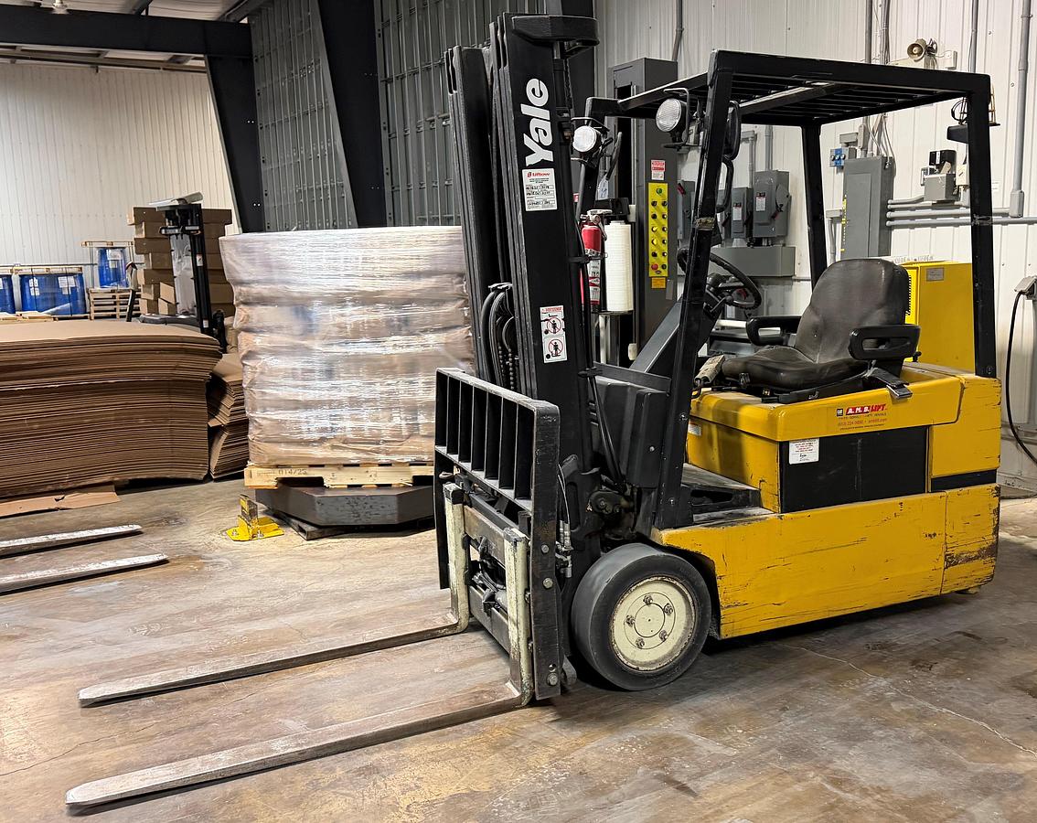 Used Yale Electric Sit-Down Rider Forklift