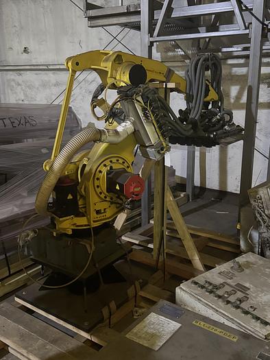 Used Fanuc Robot M-420iA