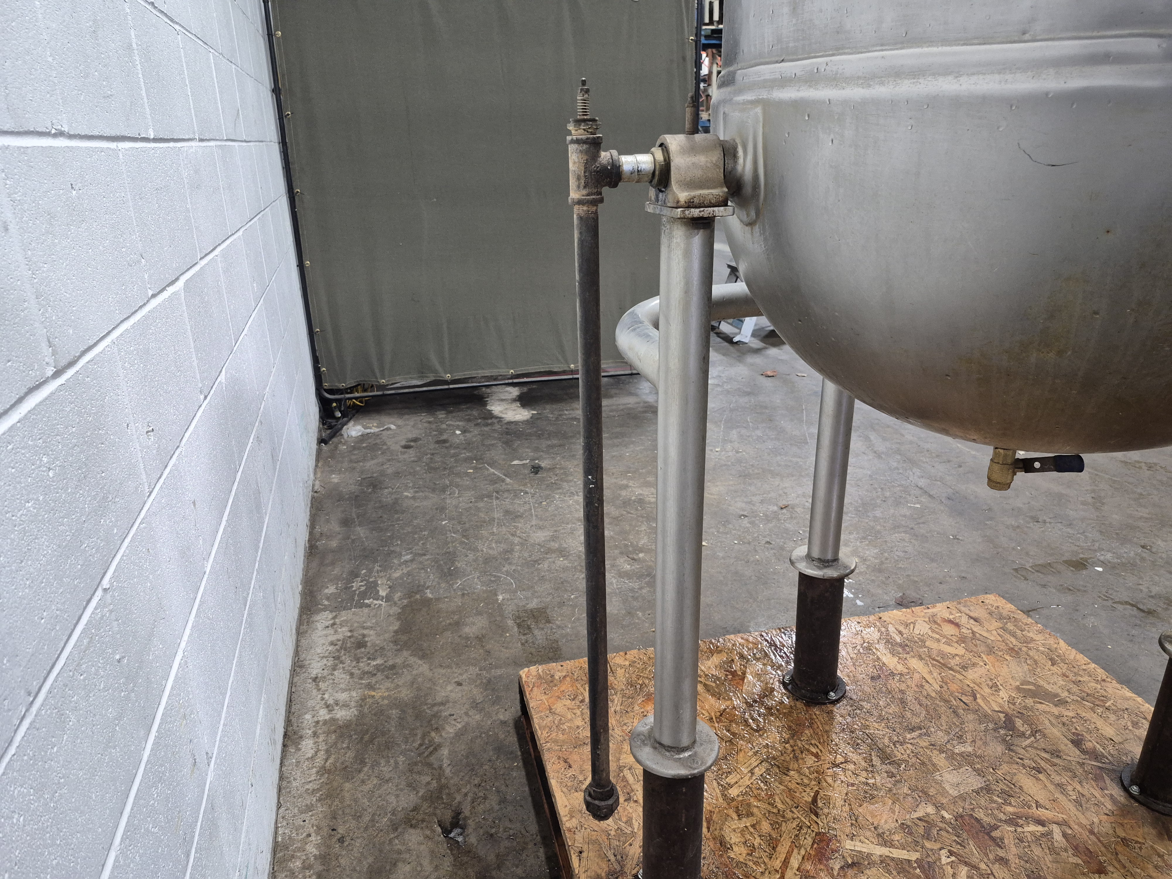 Used Goren D-80 SP 80 Gallon Jacketed Tilting Kettle