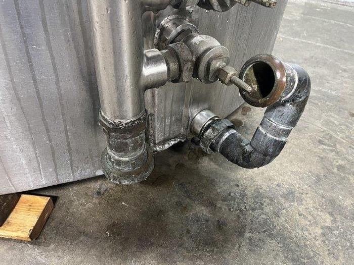 Used Cherry-Burrell 1,000 Gallon Processor Tank