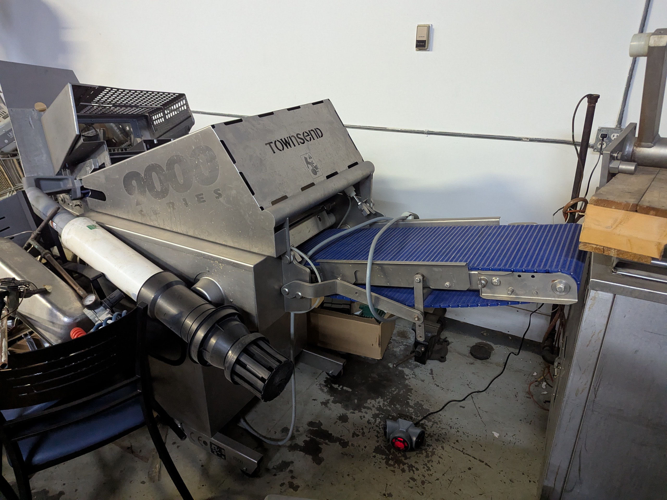 Used Townsend 9000A Skinner