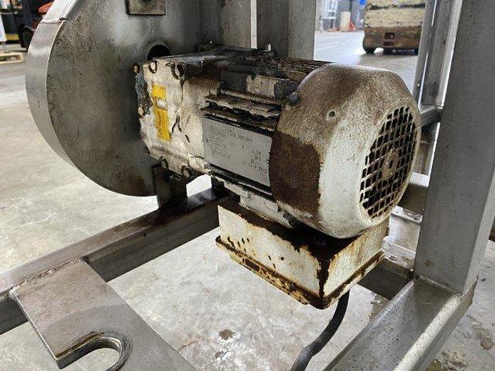 Used 9' Shaker Conveyor