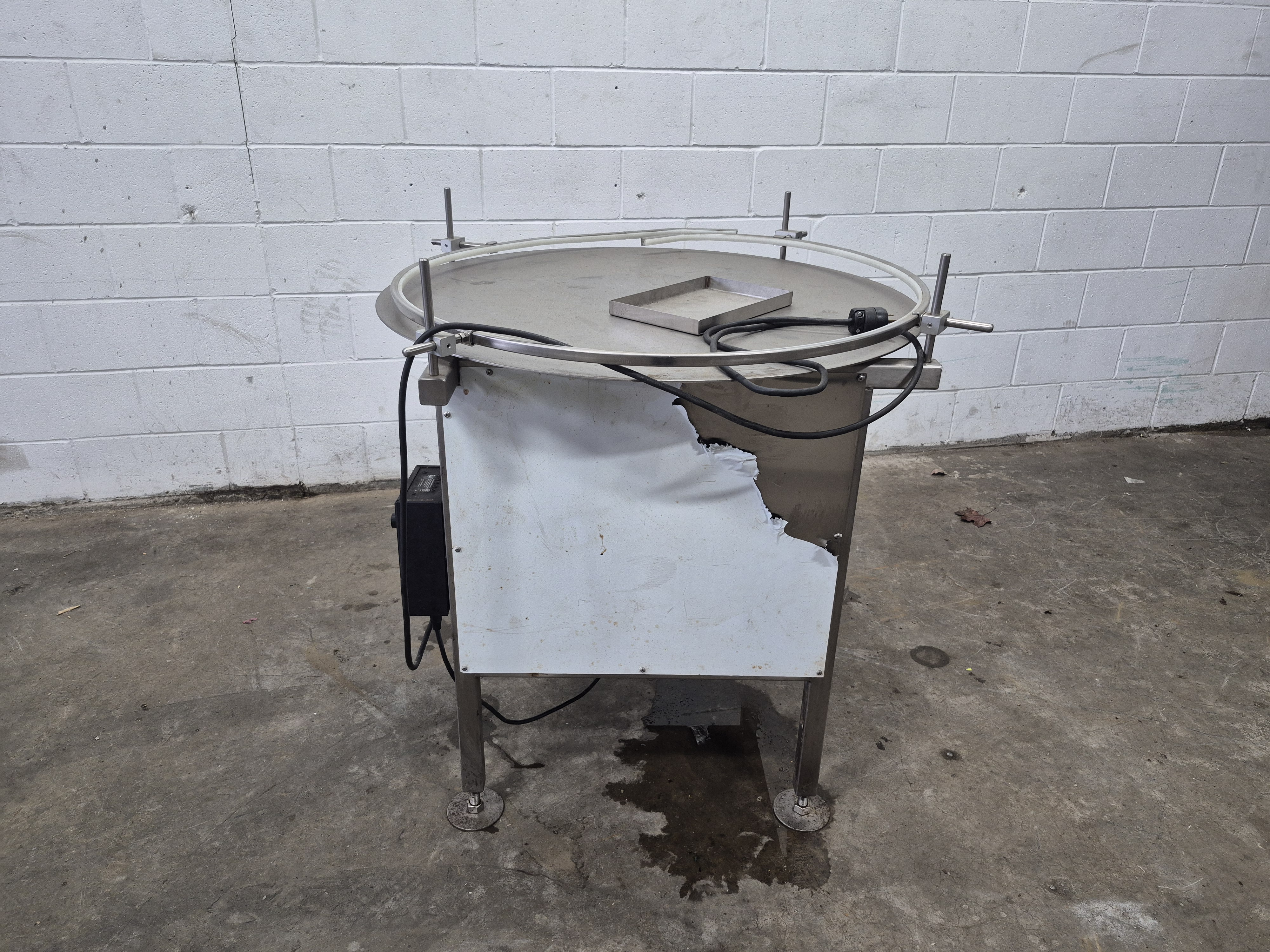 Used 35" Accumulation Table