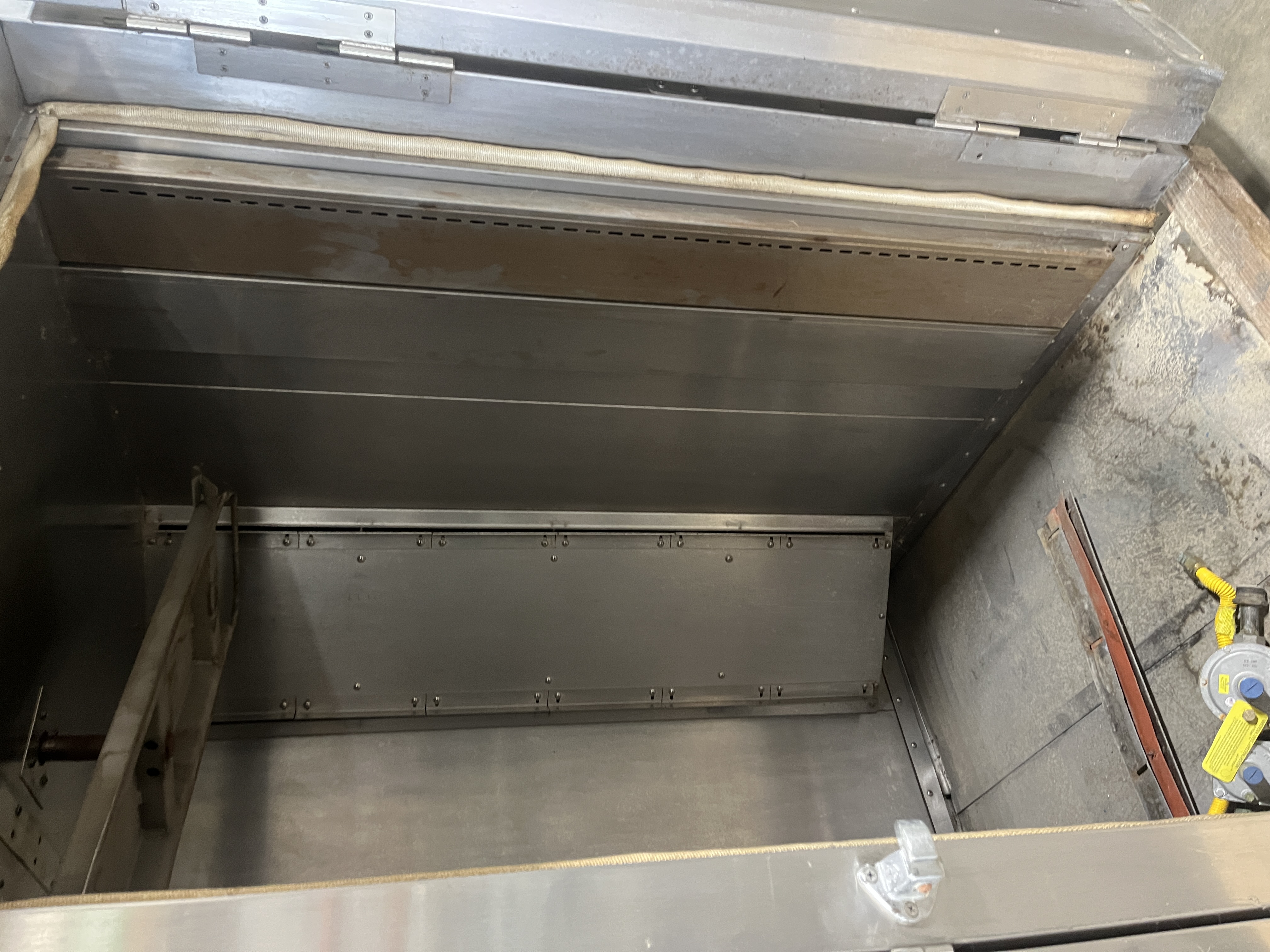 Used Hobart HBA2G Double-Rack Natural Gas Oven