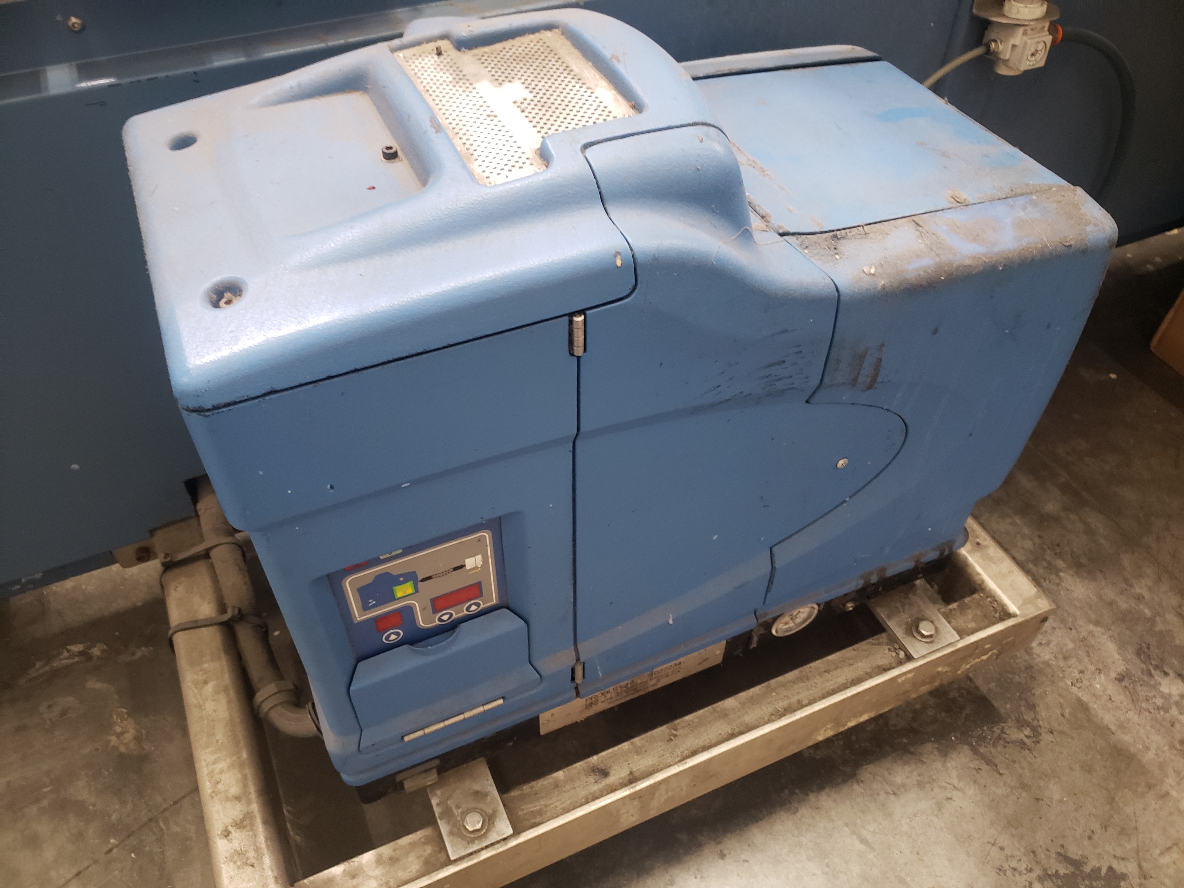 Used Magmar Cup Packer