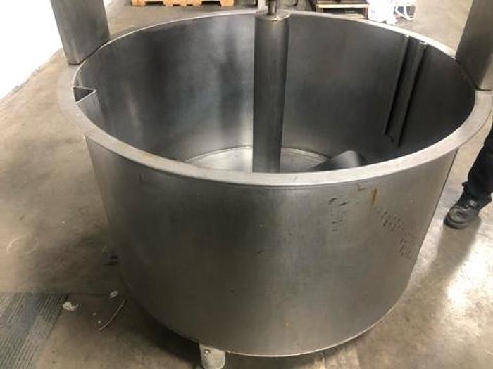Used RYCO 200 Gallon Roe Agitator Tank