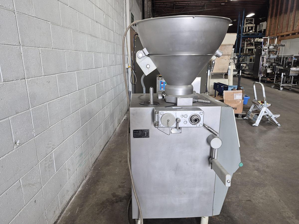 Used Vemag Robby Type 134 Continuous Vacuum Filler