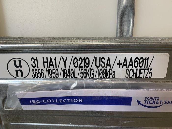 Used Schütz EcoBulk MX275 Container