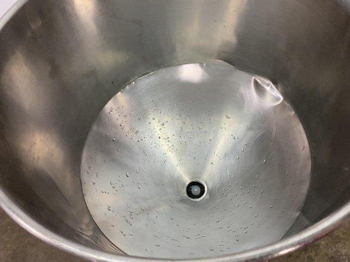 Used Sina Ekato TVF Vertical Pneumatic Piston Filler