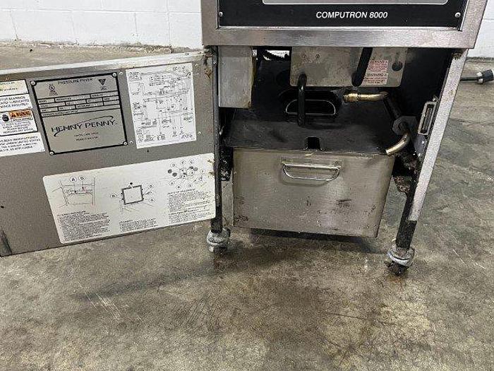 Used Henny Penny 5000 Pressure Fryer