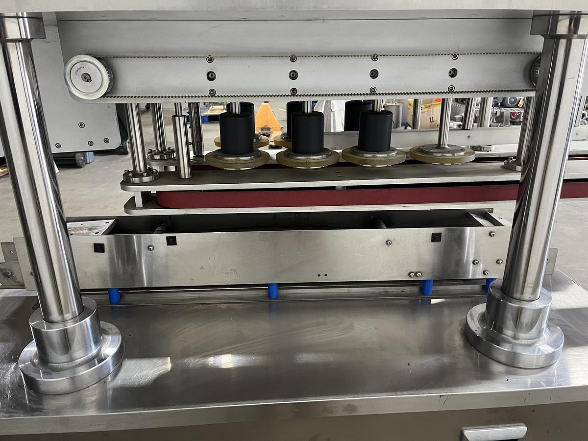 Used Pharmasystec Bottle Capper