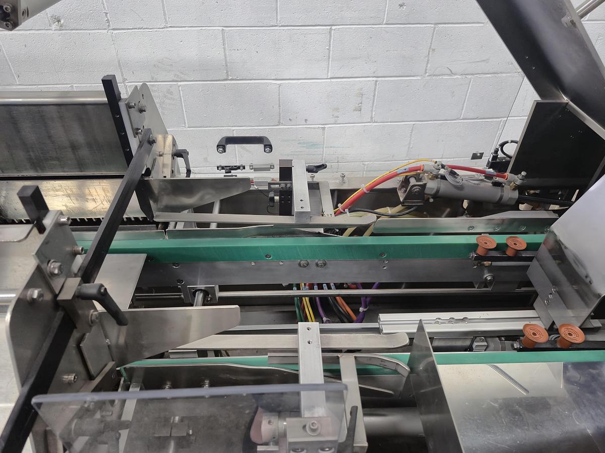 Used Econocorp Econoseal E 2000 Horizontal Cartoner