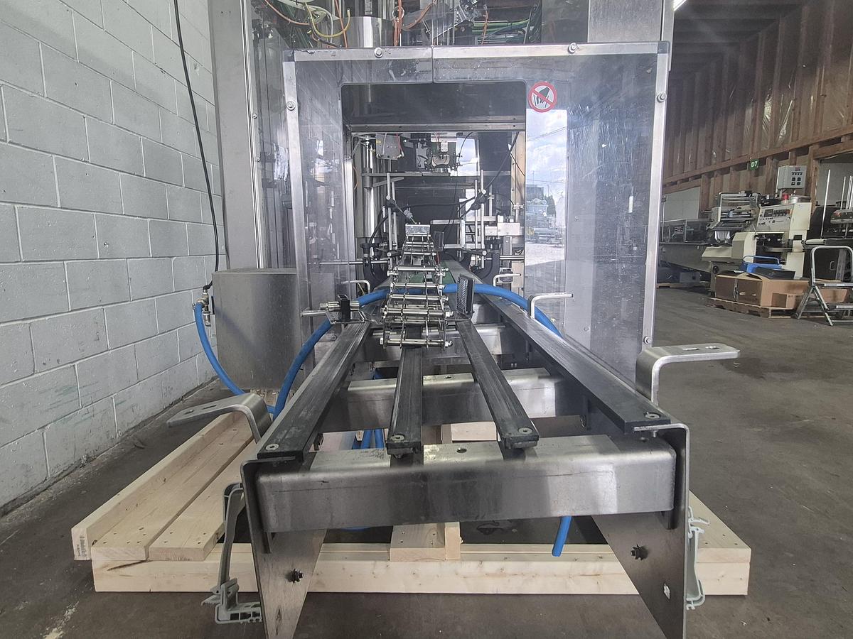 Used Pacific 4-Head Gravimetric Filler