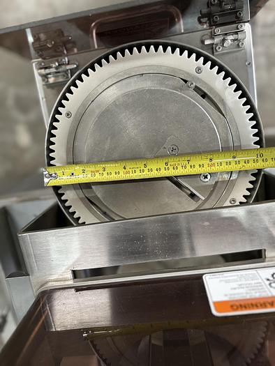 Used Namoku Tsuma-Taro Vegetable Spiral Cutter