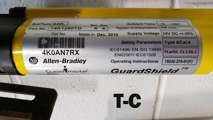 Used Rockwell 440L Guardshield™ Standard 64 Beam Safety Light Curtain